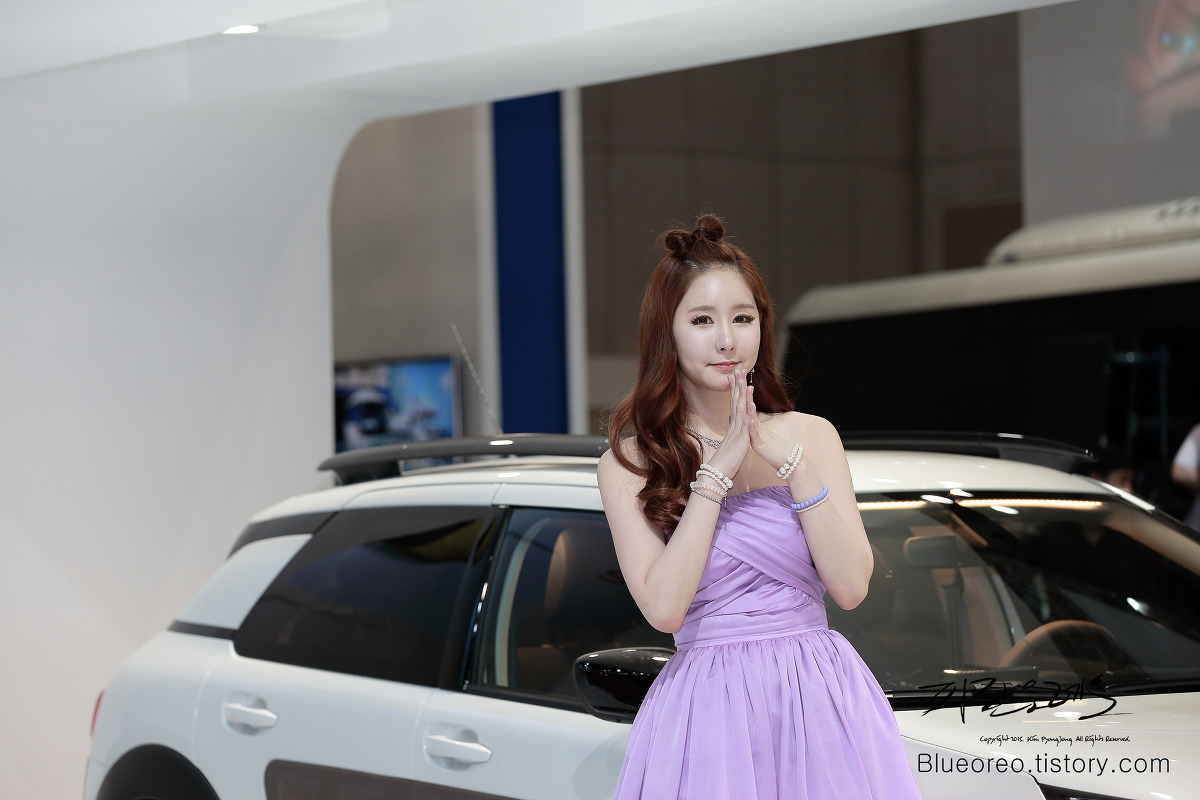 2015韩国国际车展靓丽车模Kim Ye Ha